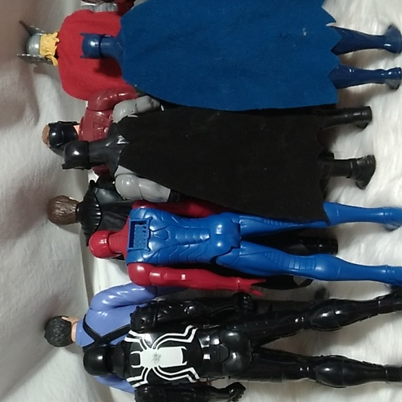 BUNDLE 2: Marvel DC Comics 18 Action Figures & 1 Bike Large Bundle Couple Flaws - Picture 14 of 16